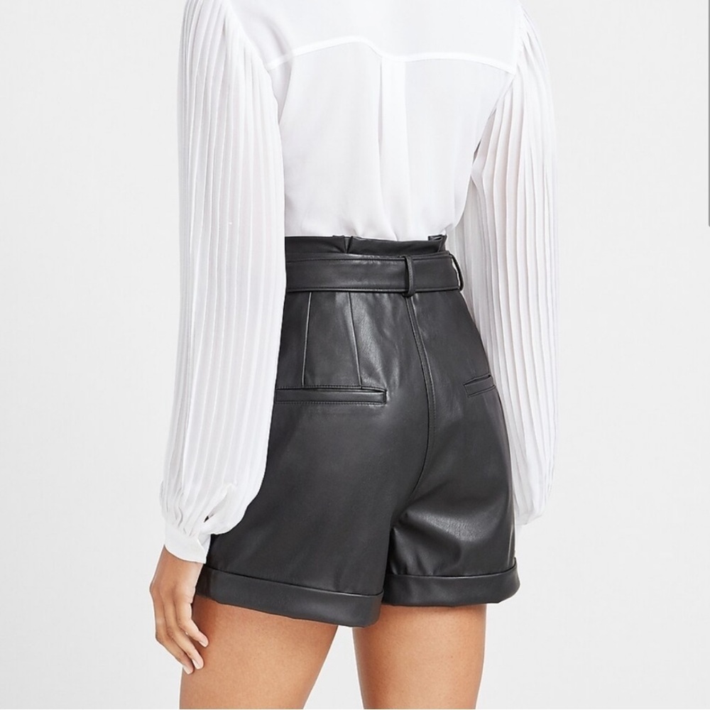 Express High Waisted Vegan Leather Black Belted Shorts NWT - Picture 2 of 9